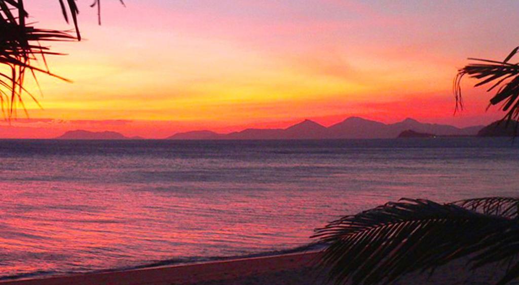 South Pacific Bed & Breakfast Клифтон-Бич Экстерьер фото