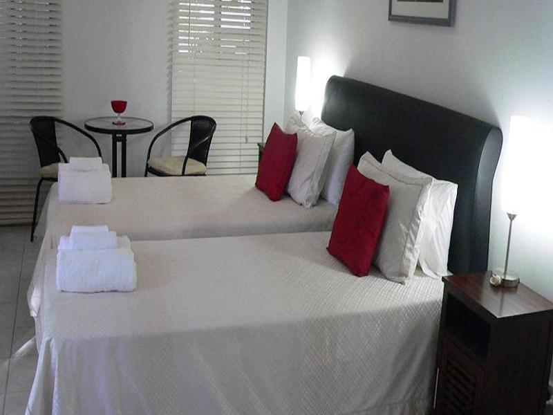 South Pacific Bed & Breakfast Клифтон-Бич Экстерьер фото