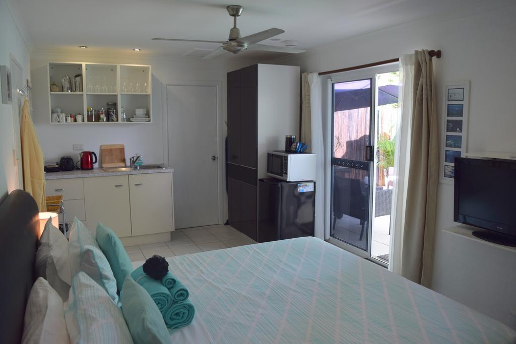 South Pacific Bed & Breakfast Клифтон-Бич Экстерьер фото