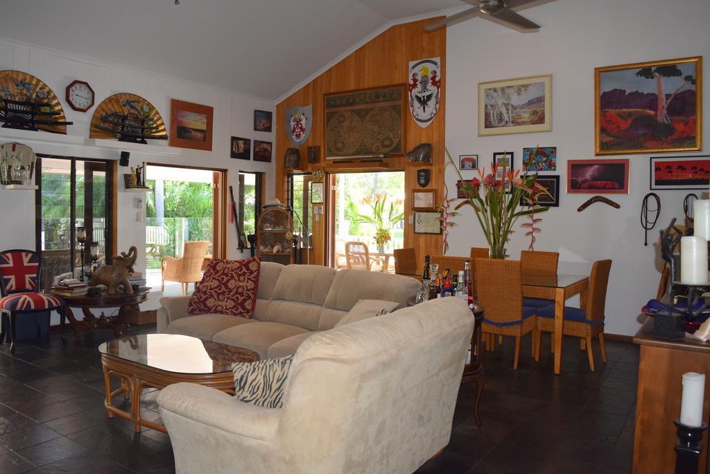 South Pacific Bed & Breakfast Клифтон-Бич Экстерьер фото